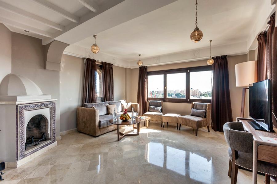 هيفيرنادج فندق وسبا مراكش المظهر الخارجي الصورة A living room in a luxury apartment