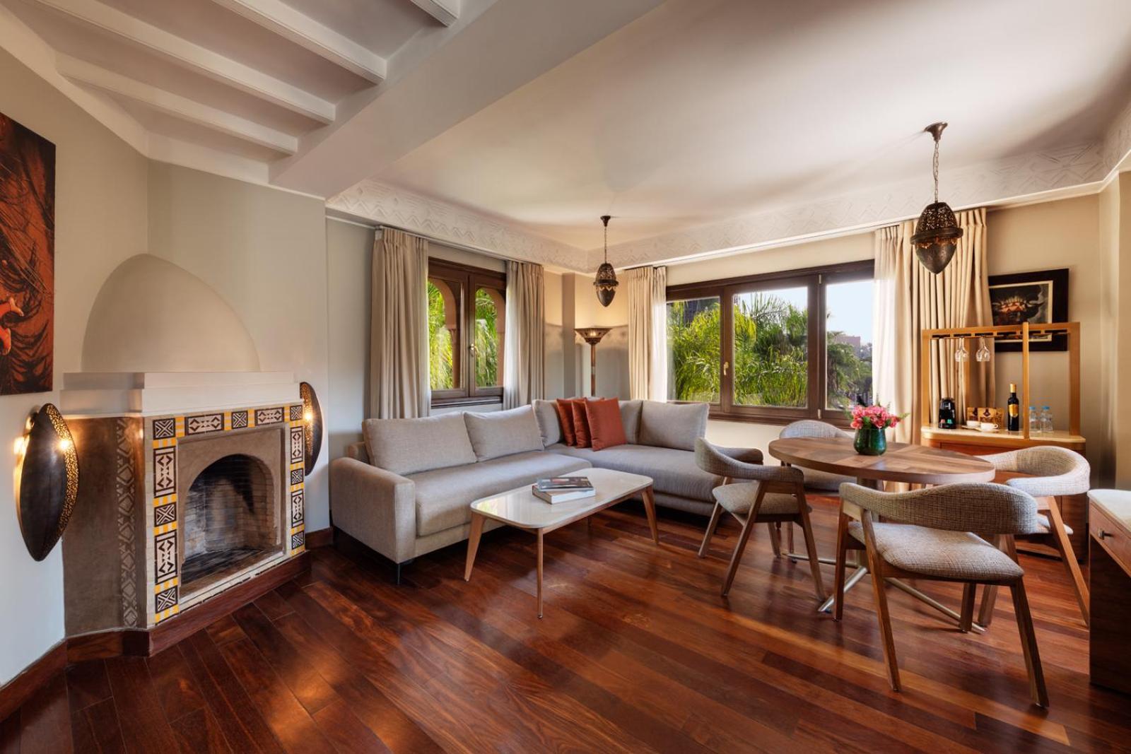 هيفيرنادج فندق وسبا مراكش المظهر الخارجي الصورة A living room in a hotel